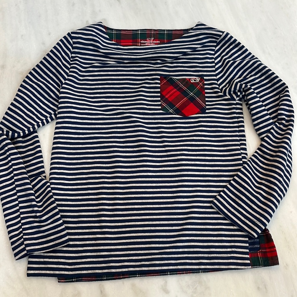 Vineyard Vines size 14 shirt